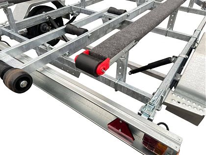 Закатные ролики на ложементы